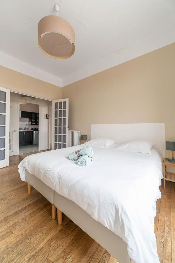 Le Larbaud - Appartement Calme Et Lumineux En Centre Ville Vichy Kültér fotó