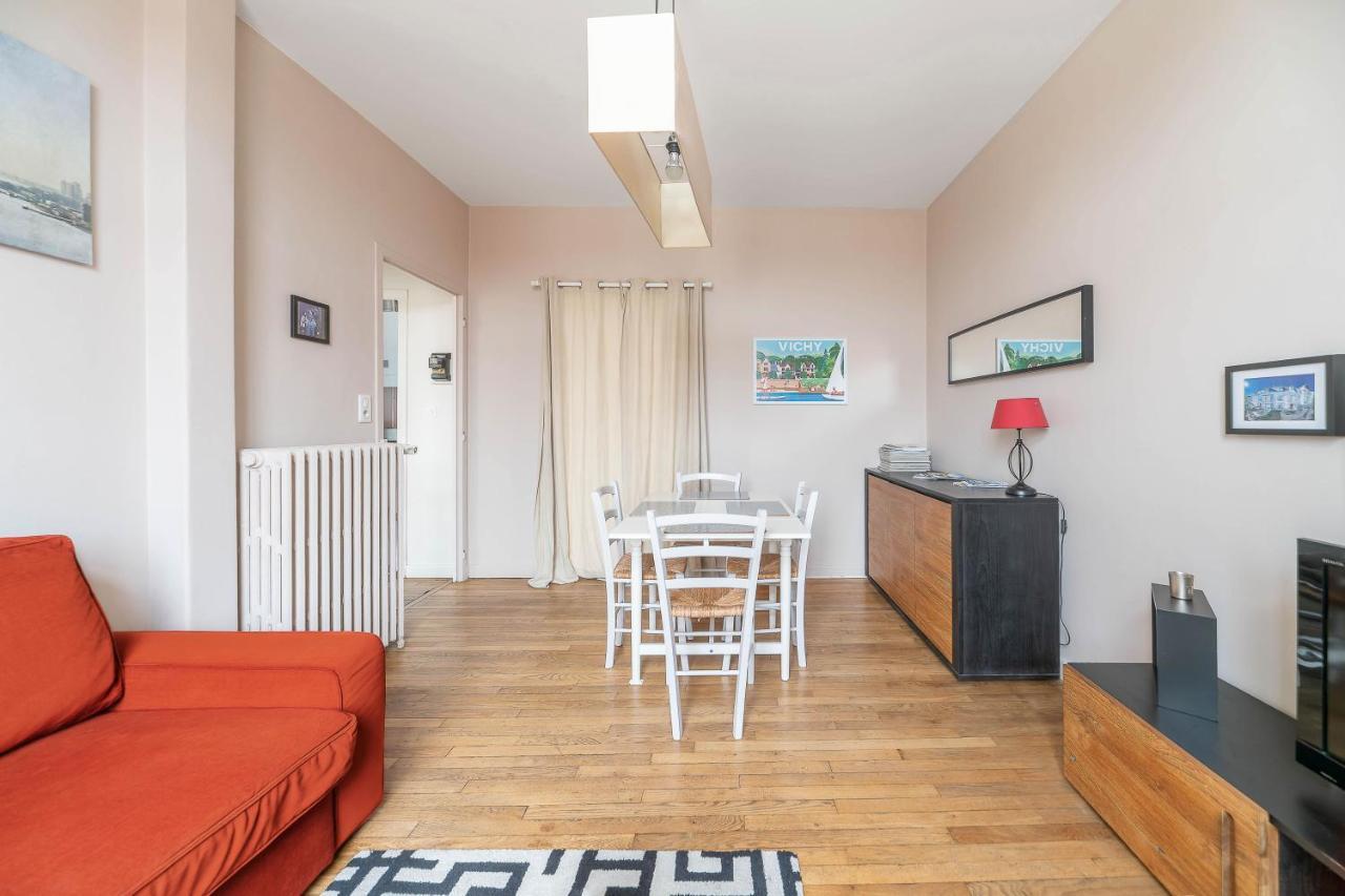 Le Larbaud - Appartement Calme Et Lumineux En Centre Ville Vichy Kültér fotó
